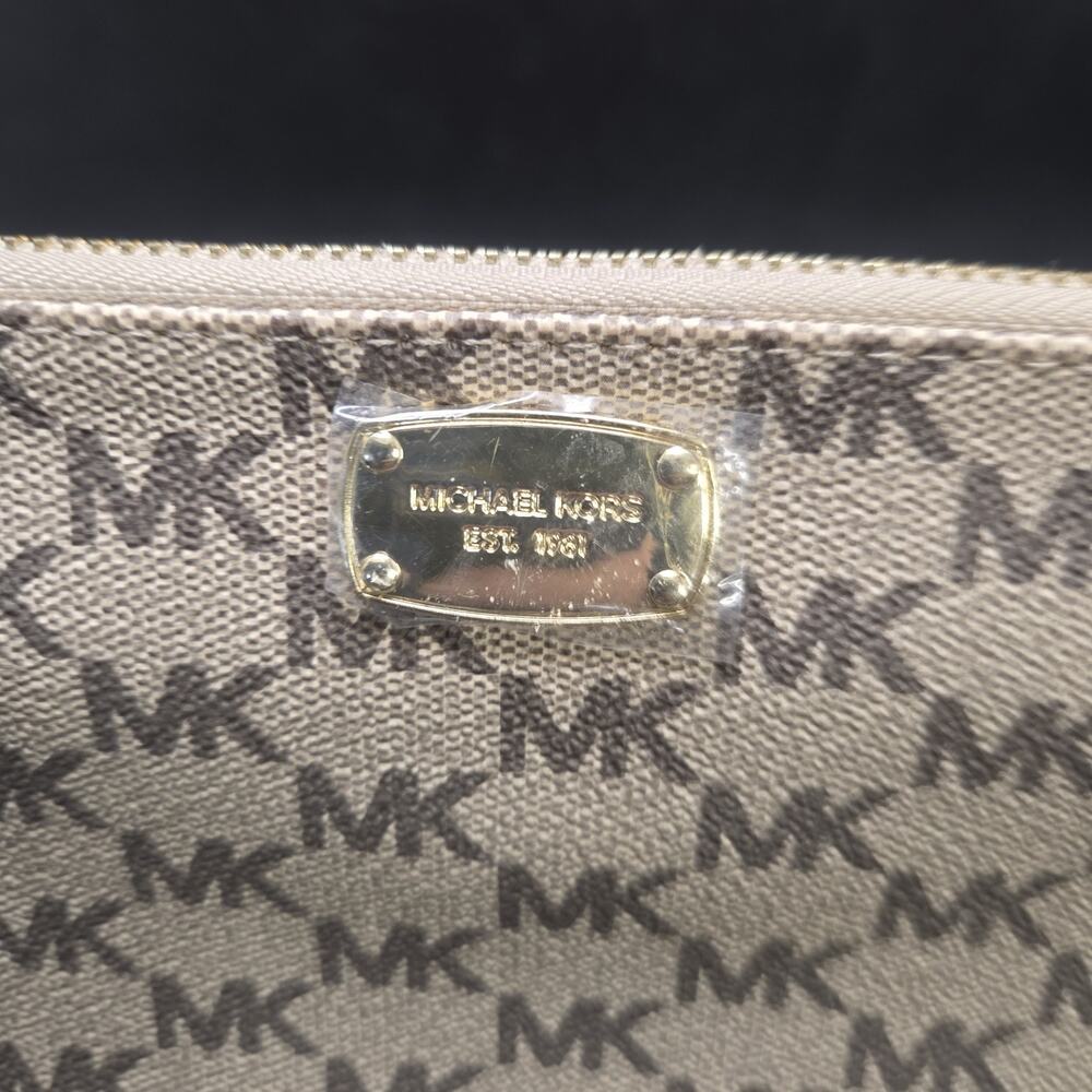 Michael Kors Signature Logo Belt Bag Set Size Small Belt 27-31 Pouch Is 8x5 Inch